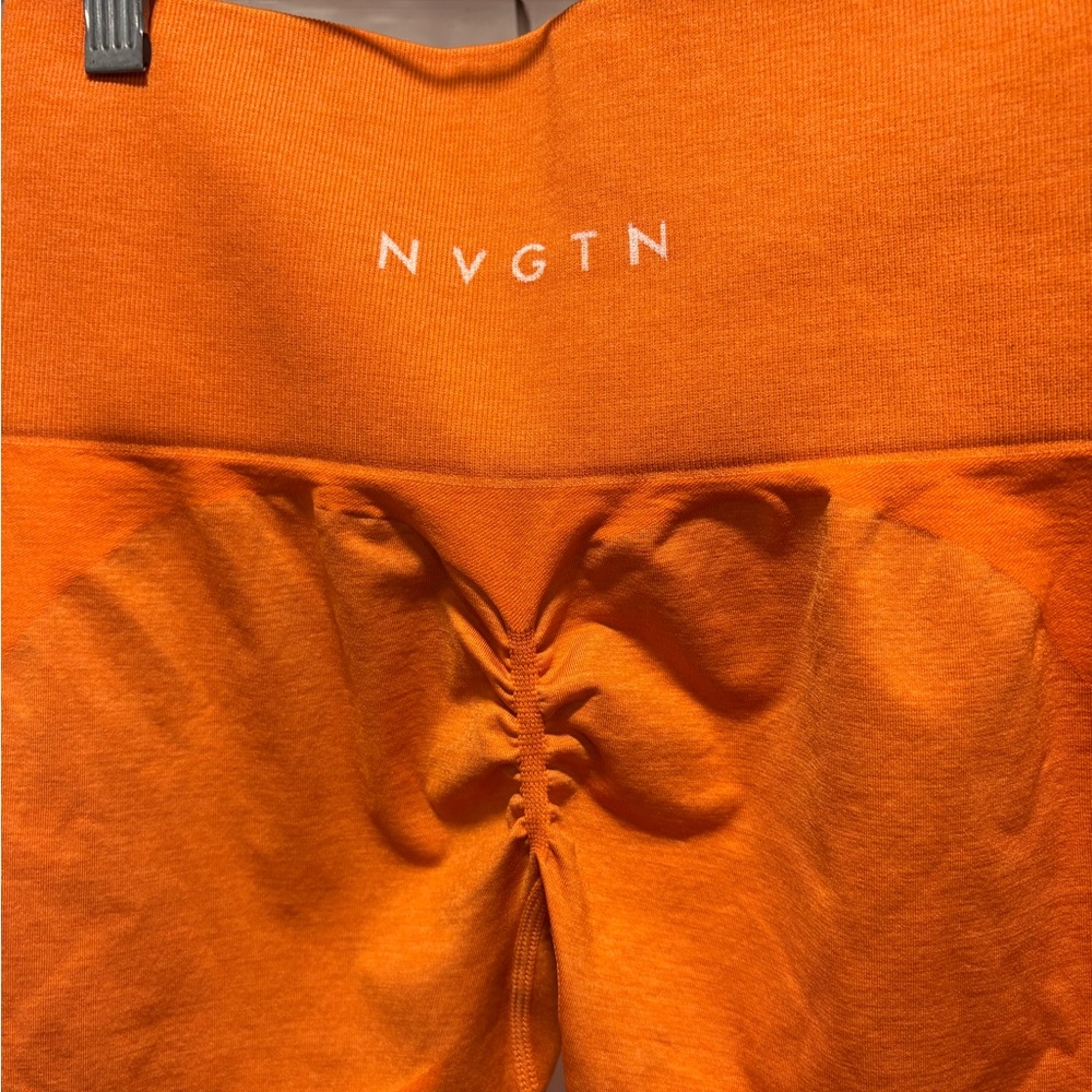 NVGTN Sunset Orange Curve Contour Leggings Small Athletic  Compression Seamless - Picture 5 of 5